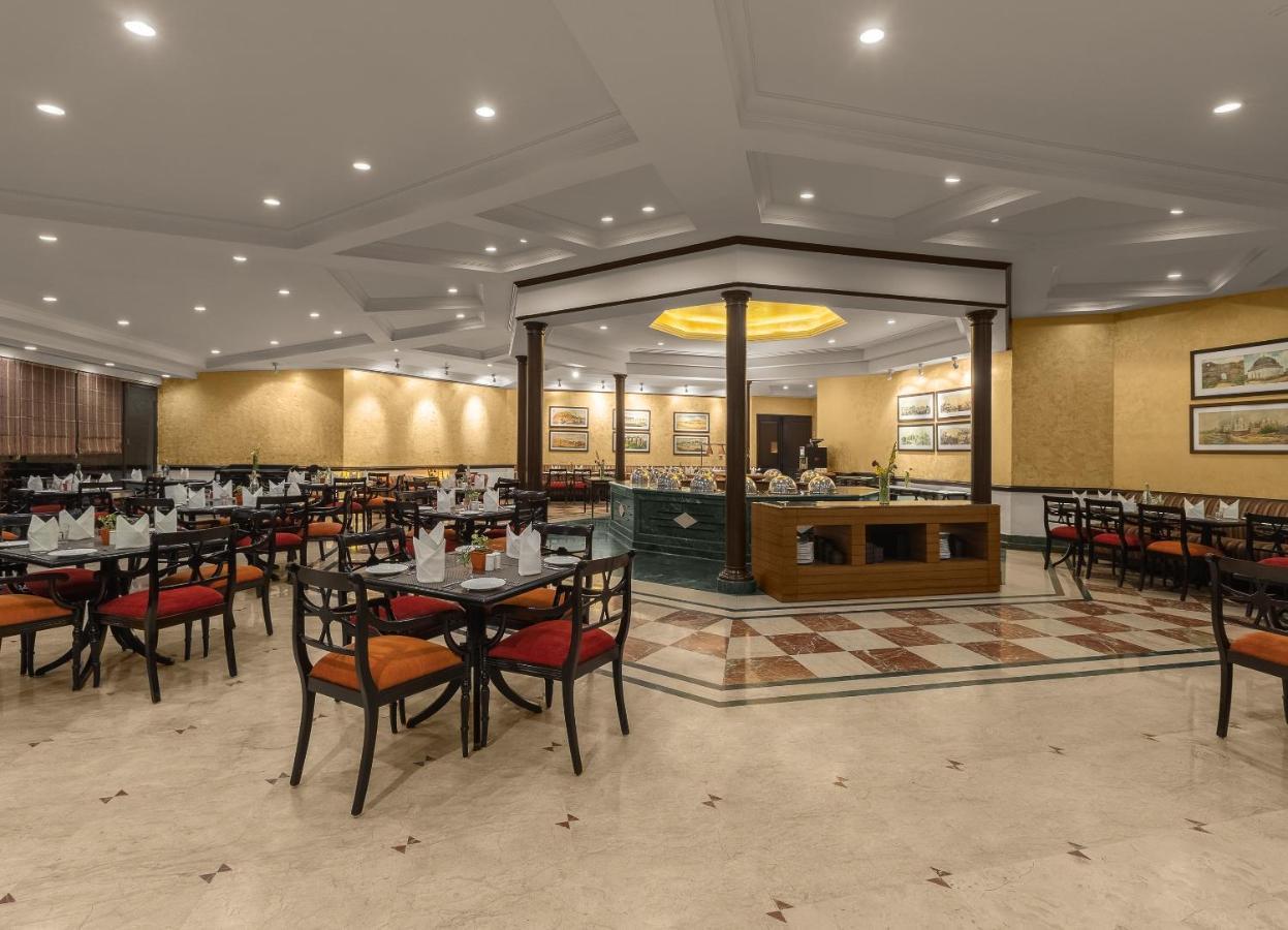苏拉吉昆德萨罗瓦尔门廊酒店 新德里 外观 照片